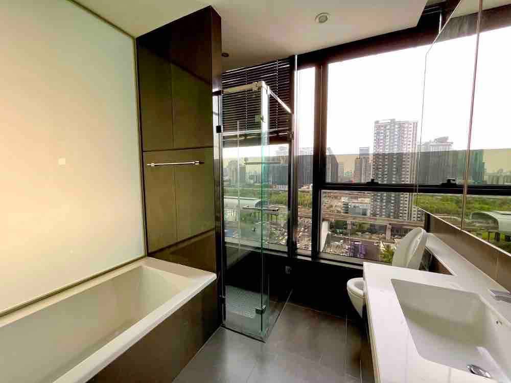 👑THE ESSE at SINGHA COMPLEX 👑 Rental Price 72,000 Baht/Month🔥