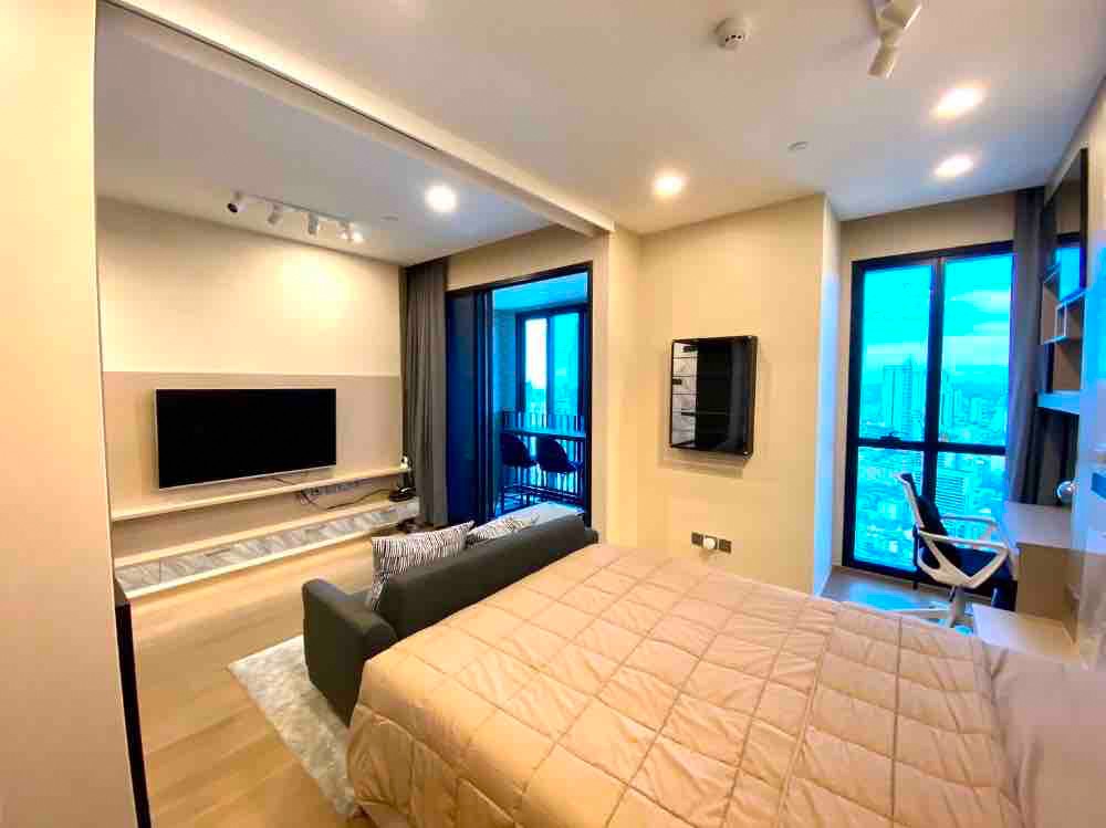 💜Ashton Chula-Silom💜 🚝ติด MRT สามย่าน 🔥30,000 บาท/เดือน