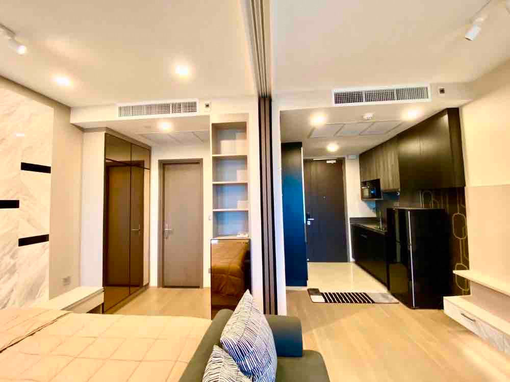 💜Ashton Chula-Silom💜 🚝ติด MRT สามย่าน 🔥30,000 บาท/เดือน