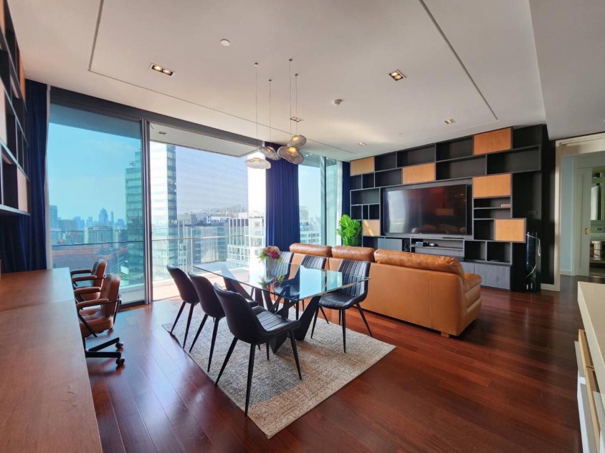 ✨ Ultra Luxury Condo MARQUE SUKHUMVIT 39 🔥Special Rate For Rent 160,000 bath/month🔥