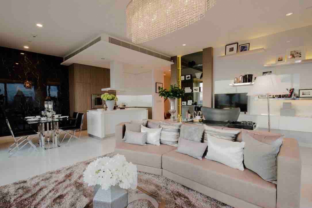 ✨ Ultra Luxury Condo 185 RAJADAMRI 🔥Duplex Special Rate For Rent 250,000 bath/month🔥 