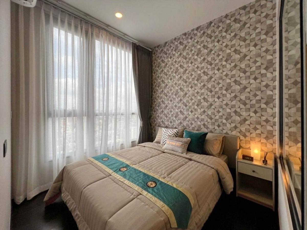 ✨𝐏𝐀𝐑𝐊 𝐎𝐑𝐈𝐆𝐈𝐍 𝐓𝐇𝐎𝐍𝐆𝐋𝐎𝐑✨Luxury Class Condo For rent 🔥Rental Price 35,000 Baht/Month🔥