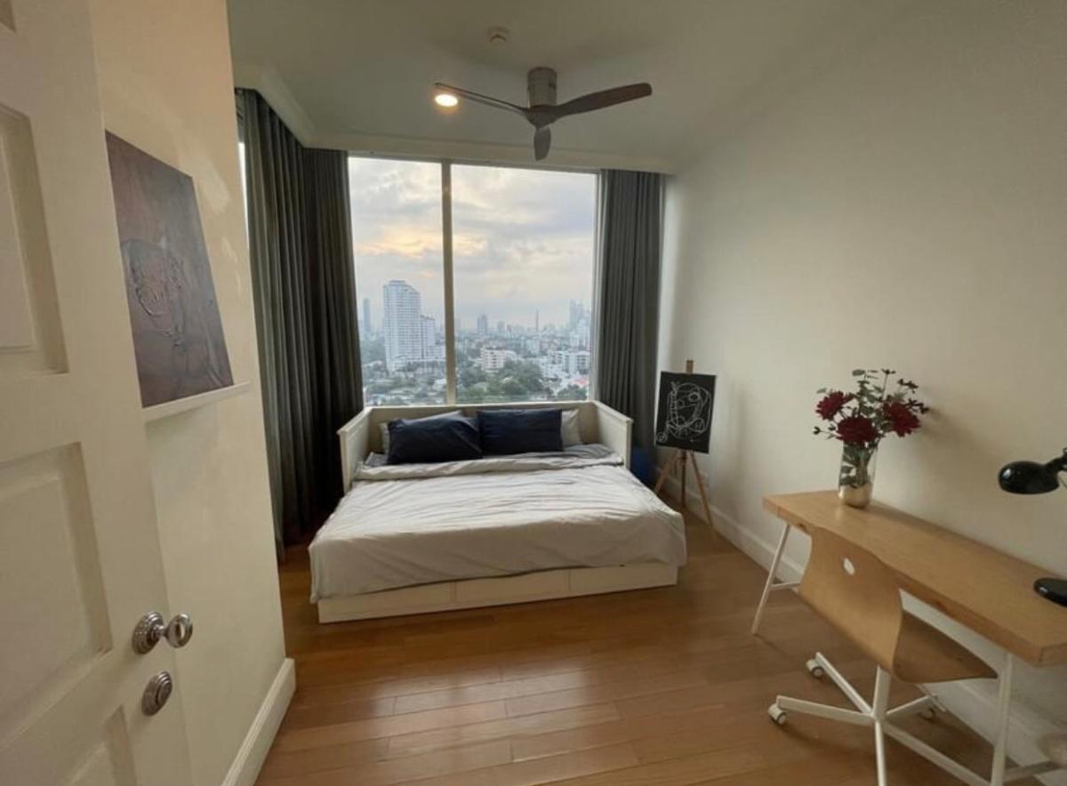 ✨ Luxury Class Condo For rent : Royce Private Residences - Sukhumvit 31 ✨  🔥Rental Price 75,000 Baht/Month🔥 