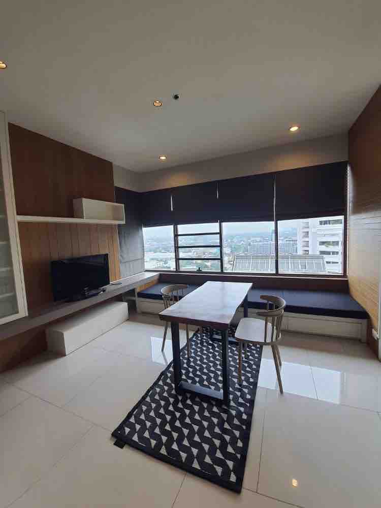 ✨ Luxury Class Condo For rent : Emporio Sukhumvit24  🔥Rental Price 29,000 Baht/Month🔥