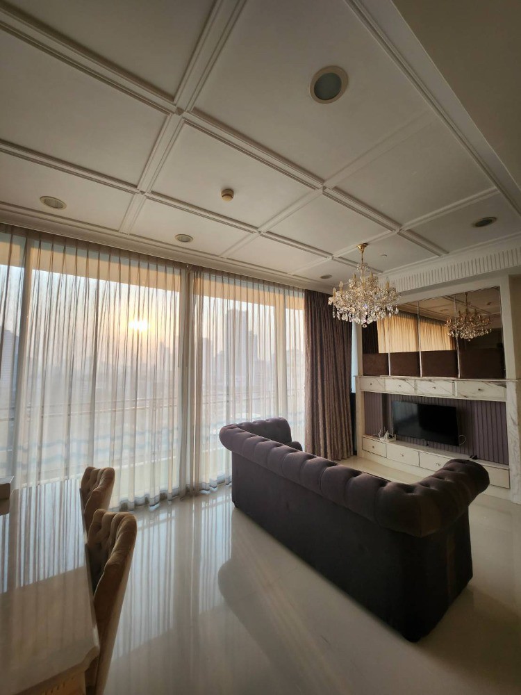 ✨ Luxury Class Condo For rent : Royce Private Residences 🔥Rental Price 85,000 Baht/Month🔥