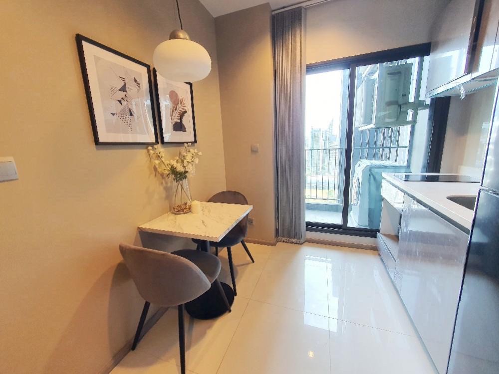 🏠 Life Asoke-Rama9 🔥 1-bed แต่งสวย วิวดี ราคา 22,000 บาท/เดือนเท่านั้น ‼️