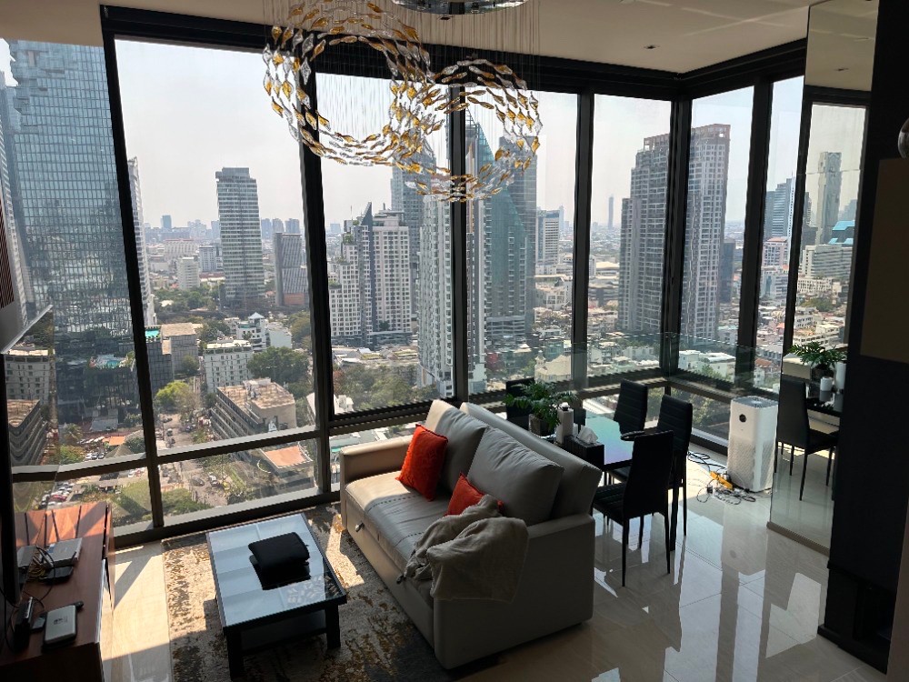 ✨Luxury Condo For rent : Ashton Silom✨🔥2BR. Rental price : 85,000 Baht/Month🔥