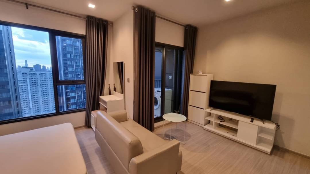 🏠  Life Asoke-Rama9 🔥studio type แต่งสวย พร้อมอยู่ 15,999 บาทเท่านั้น❗️