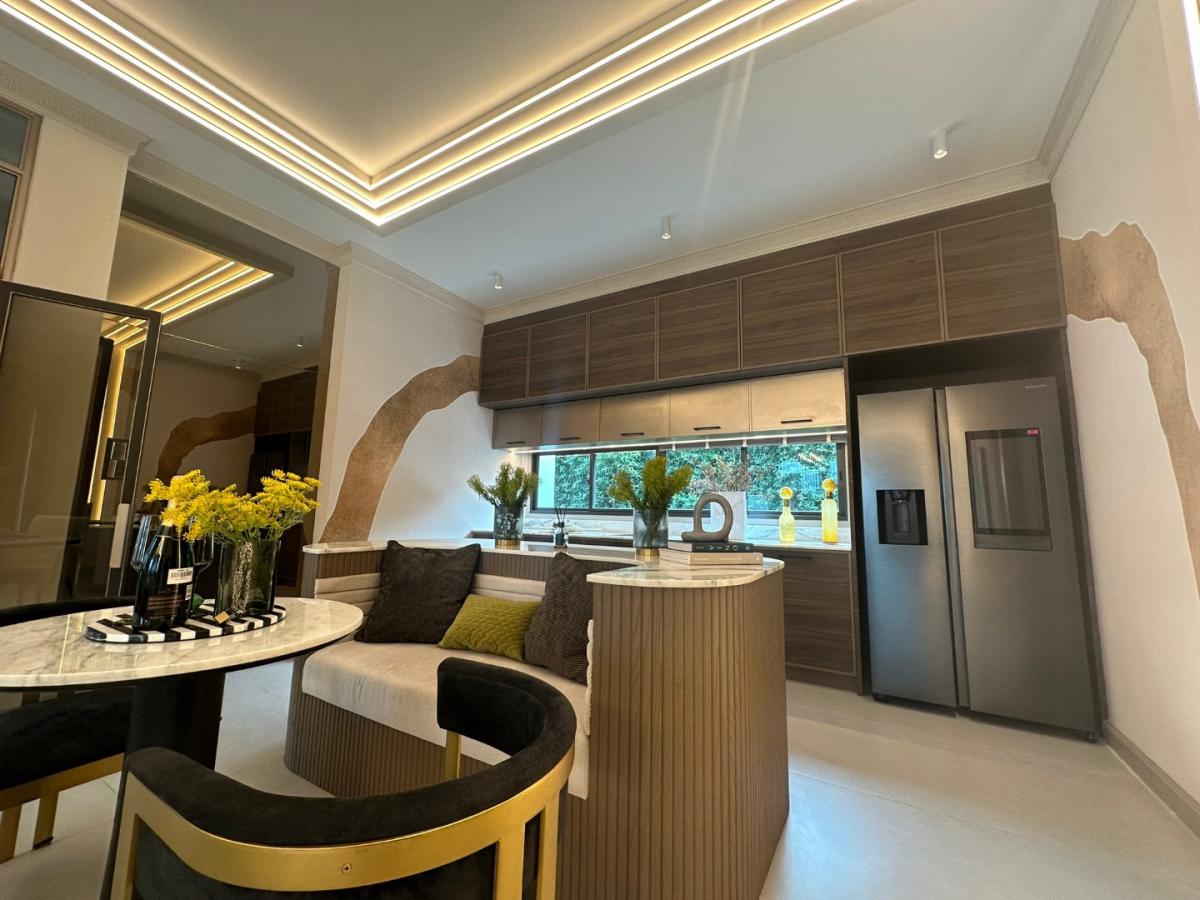 ✨ Ultra Luxury Home For Sale : Grand Bangkok Boulevard Rama9 - Krungthepkritha ⚡ Best deal ! บ้านเปล่า ราคาเริ่มต้นที่ 64.90 MB ⚡