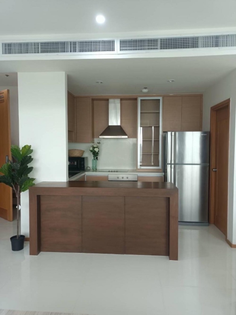 ✨ Luxury Class Condo For rent : Emporio Sukhumvit24  🔥Rental Price 75,000 Baht/Month🔥