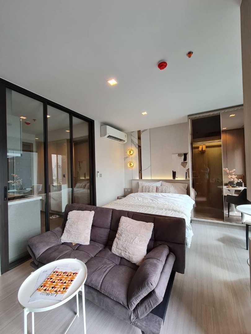 💙Life Asoke-Rama9 🔥studio ห้องสวย น่าอยู่ เพียง 18,000 บาท/เดือน🔥