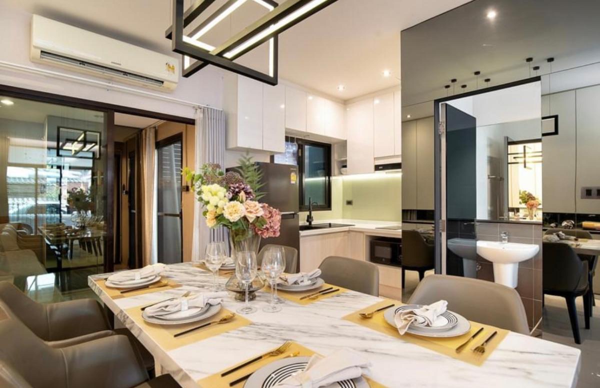 💜Townhome ให้เช่า COZY Townhome 🔥3 ห้องนอน แต่งสวย ราคา 45,000 บาท/เดือน🔥