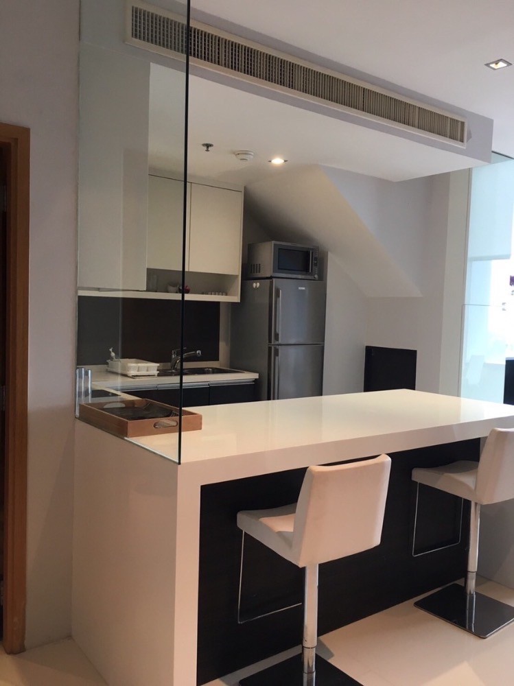 ✨ Luxury Class Condo For rent : Emporio Sukhumvit24  🔥Rental Price 50,000 Baht/Month🔥