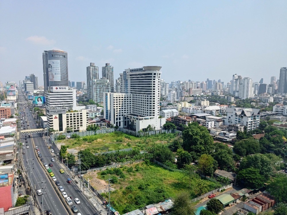 🦋 The Parkland grand asoke : เดอะ พาร์คแลนด์ แกรนด์ อโศก 🦋 พร้อมที่จอดรถแบบส่วนตัว ✅ ใกล้ MRT Petchburi (เพชรบุรี) และ Airport Link มักกะสัน เพียง 350 เมตร หรือเดินเท้า 4 นาที