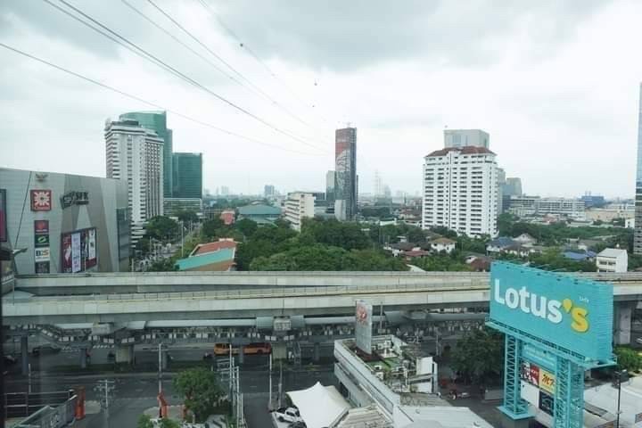 🍊 Life Ladprao : ไลฟ์ ลาดพร้าว🍊 🚝ติด BTS สถานีห้าแยกลาดพร้าว/ ใกล้ MRT พหลโยธิน  🔥 2 ห้องนอนแต่งสวย 