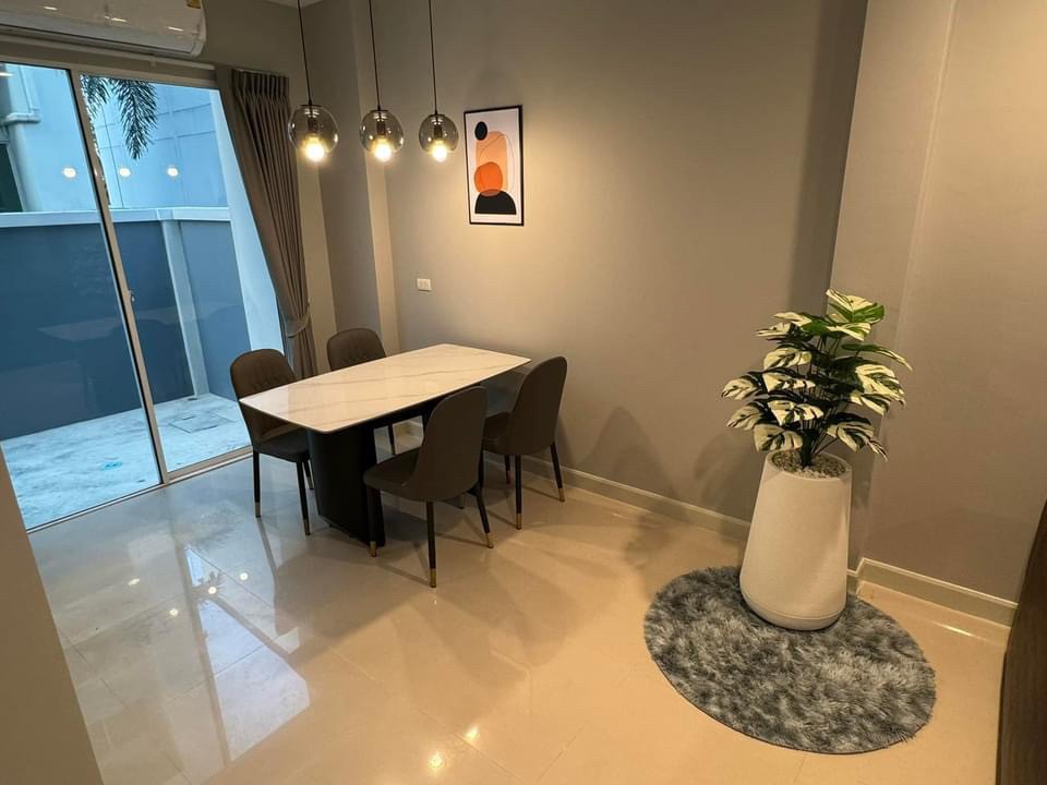 ✨Townhome ให้เช่า Banklangmueng sathorn-taksin2🔥 บ้านทาวน์โฮม 3 ชั้น ตกแต่งสวย