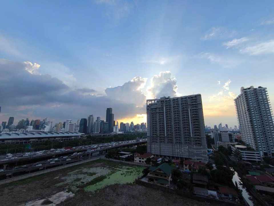 🌼Life Asoke-Rama9🌼🚝Near MRT Rama9