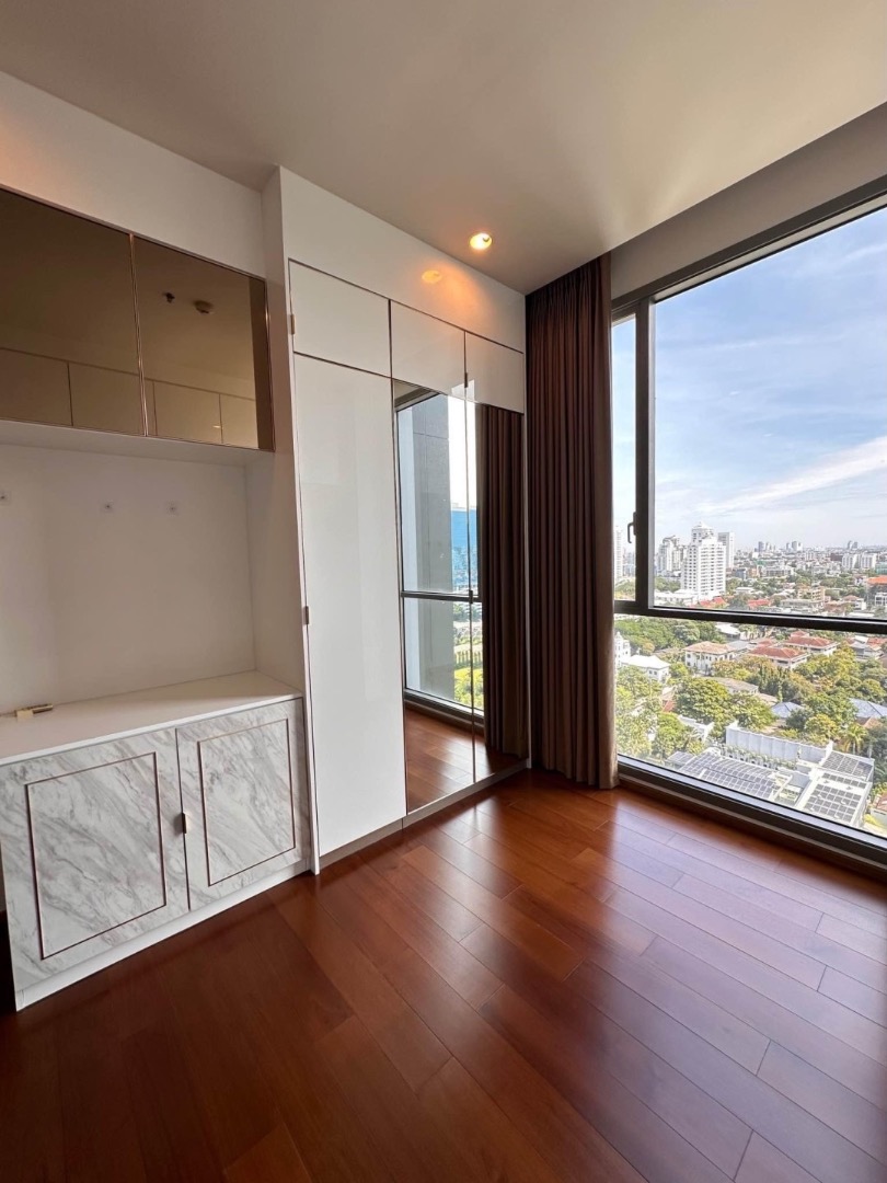 ✨Luxury Condo For Rent : QUATTRO BY SANSIRI✨