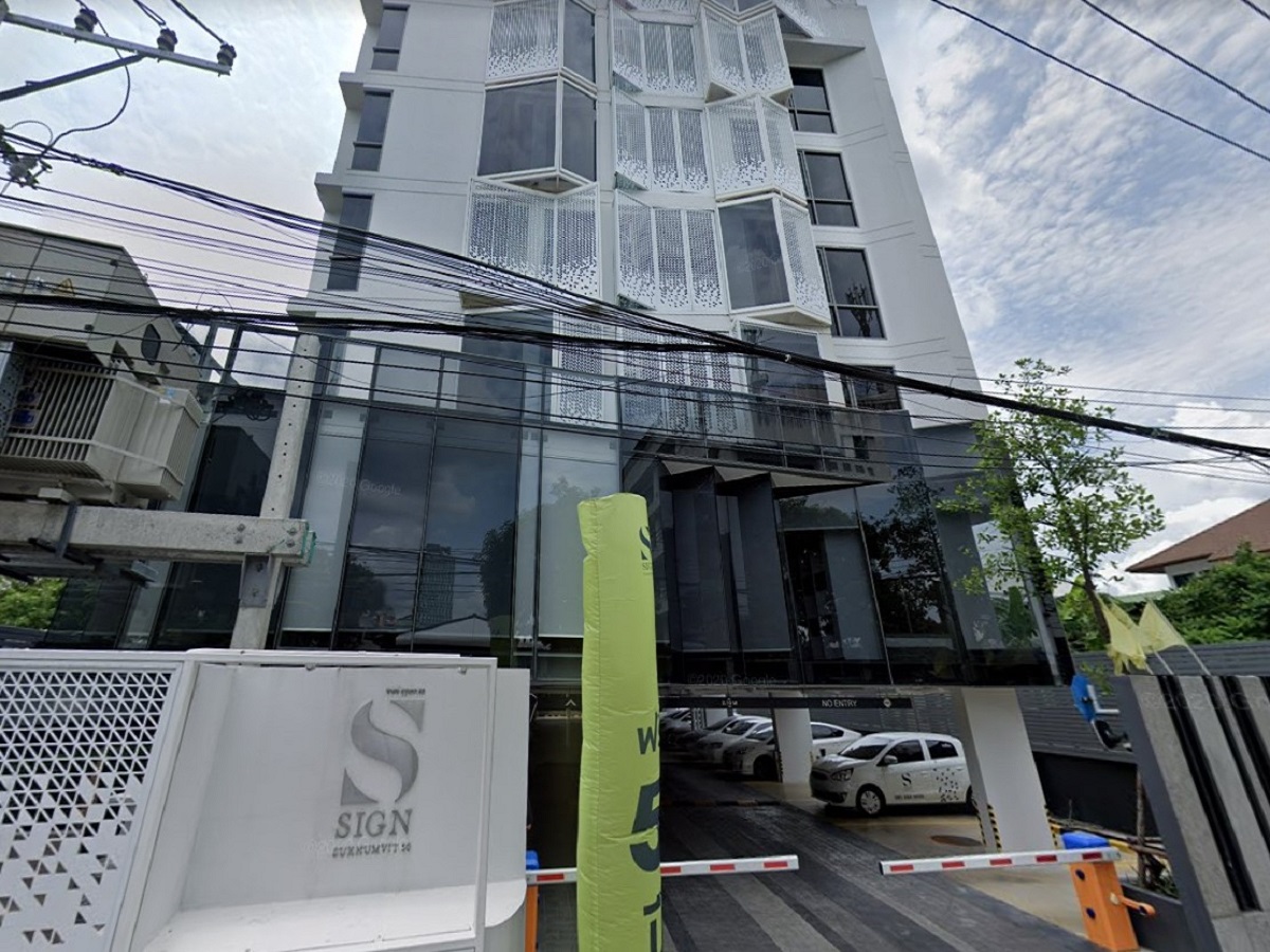 Condo-Sign-Sukhumvit-50